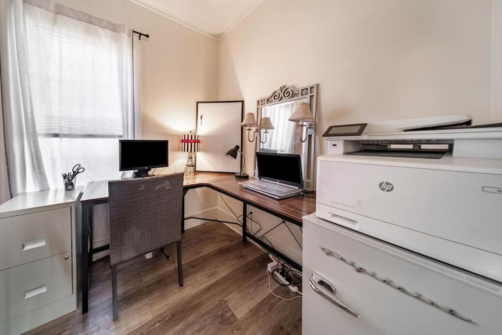 Cottage In The Falls, 2 B, 2 Bath, Fireplace 쿠야호가폴스 외부 사진